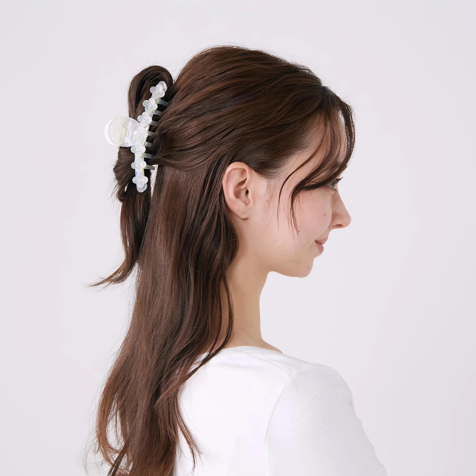 フラワー ヘアクリップ ホワイト - Image 3