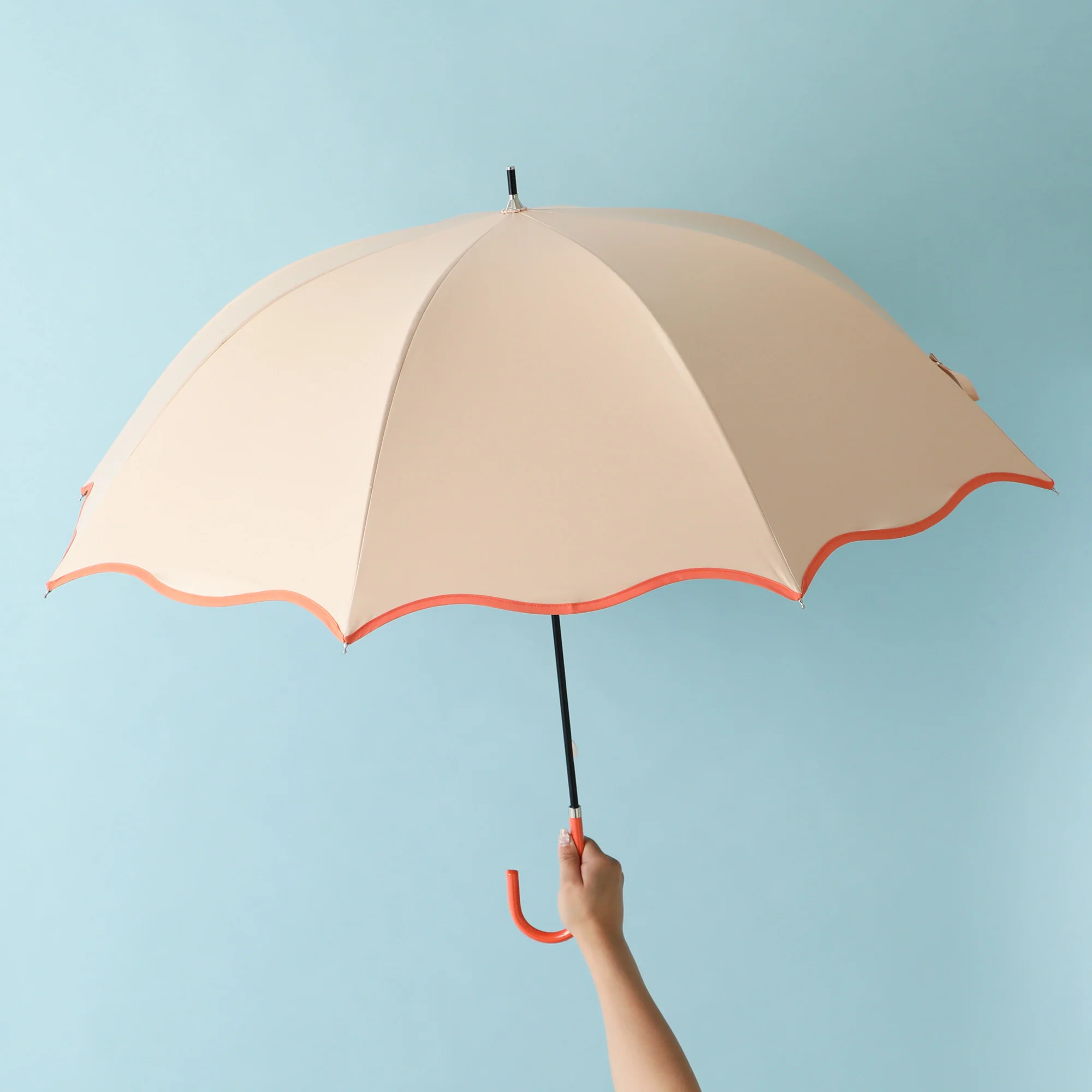 遮光 ウェーブパイピング 長傘 58cm ブラック（晴雨兼用） - Image 3