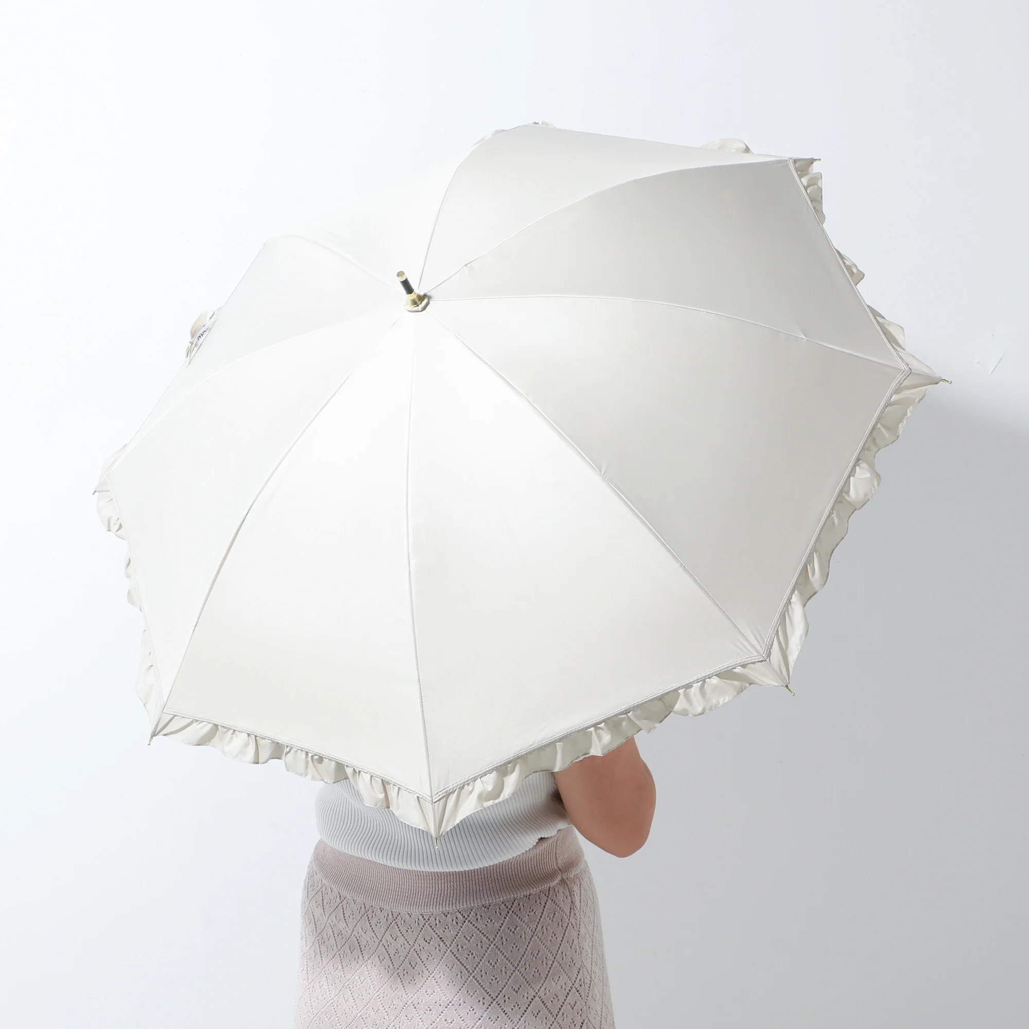 遮光 クラシックフリル 長傘 50cm ベージュ（晴雨兼用） - Image 9