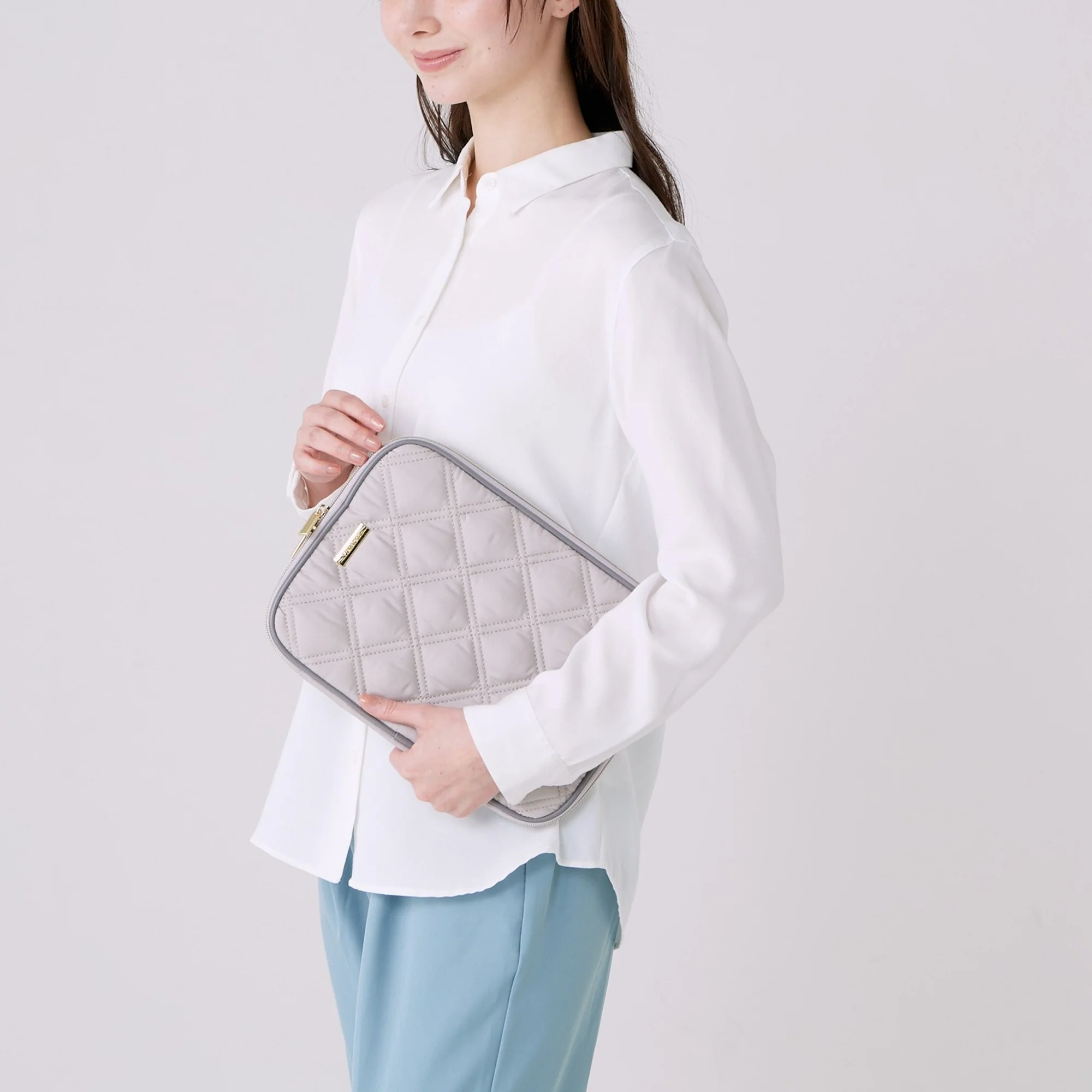 ノーブルキルト タブレットケース ベージュ - Image 3